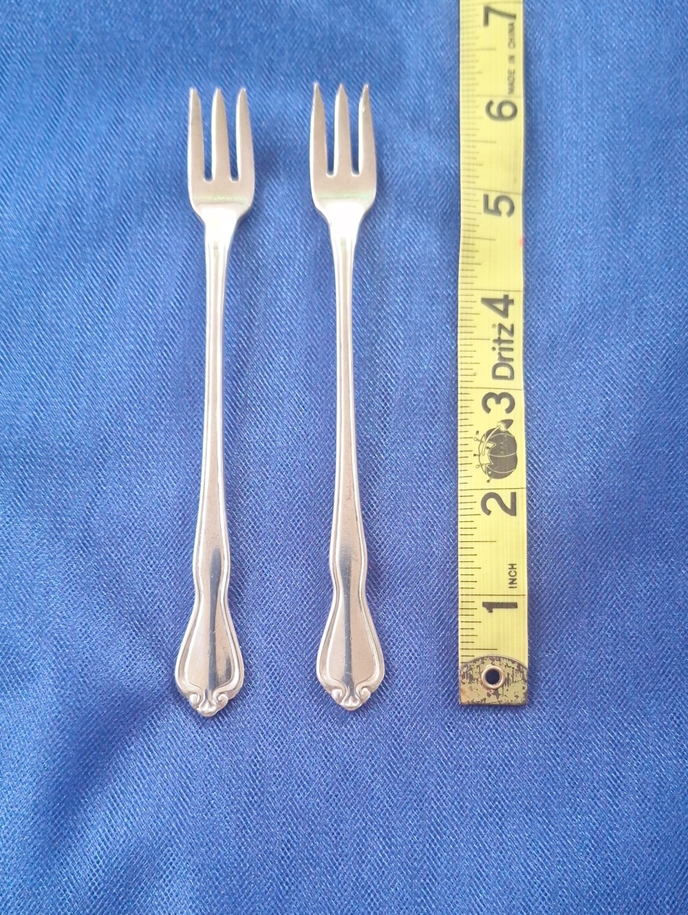 Oneida Silver-Plated Seafood Forks - Set of 2